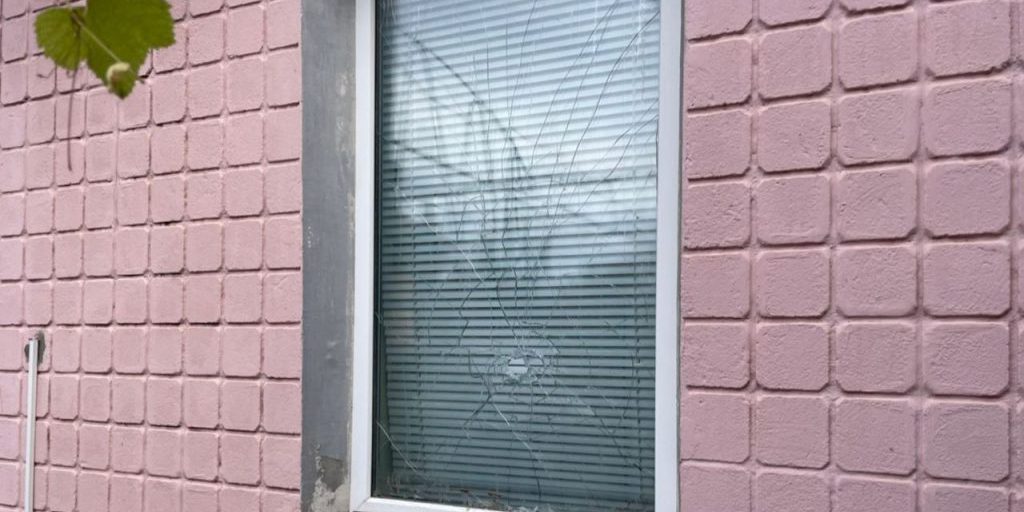 Russians terrorise Ukraine with attacks: civilians injured in three oblasts, woman killed