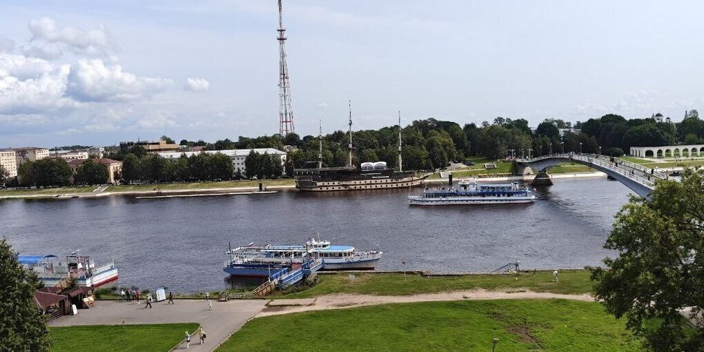 Il Cosmonauta Ivan Wagner Regala una Vista Unica della Grande Novgorod dallo Spazio