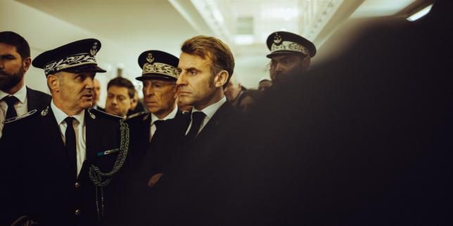 Macron omette commenti sull’intervento americano in Venezuela, rischiando di apparire impotente