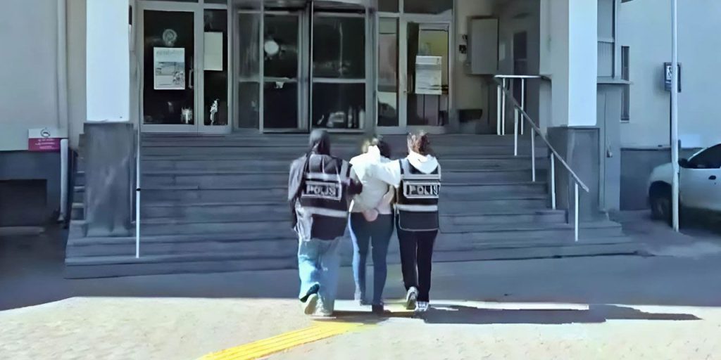 10 ilde 51 yıl hapis cezası ile aranan dolandırıcı yakalandı