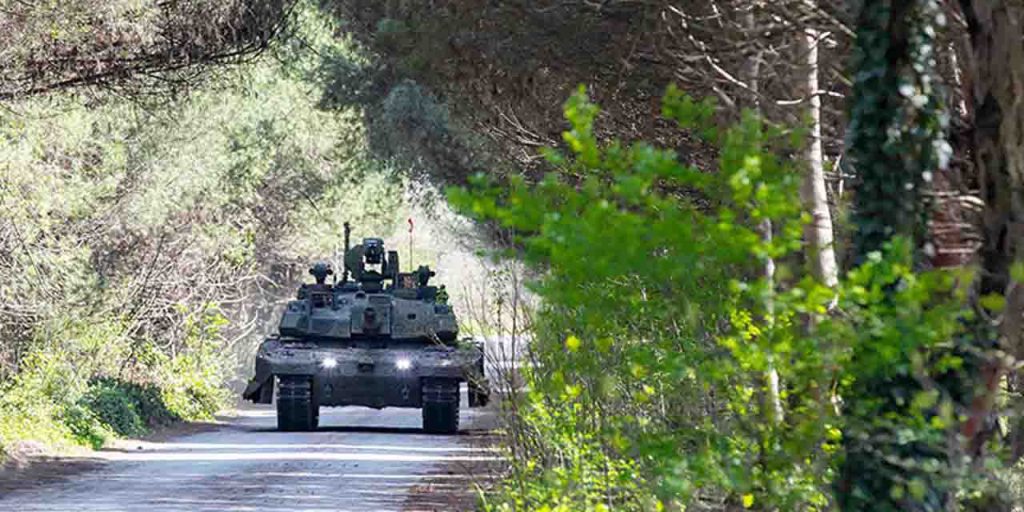 Carro Armato ALTAY: Un Passo Avanti per la Difesa Turca in Occasione del 102° Anniversario