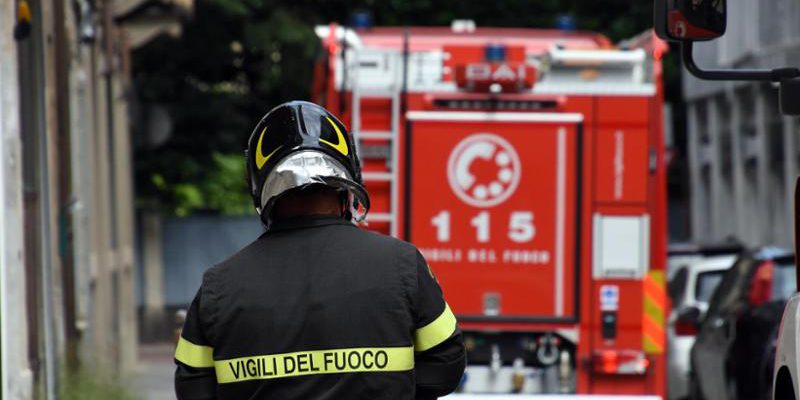 Incendio a Cuorgnè: anziano gravemente ustionato all'80 % e famiglia intossicata