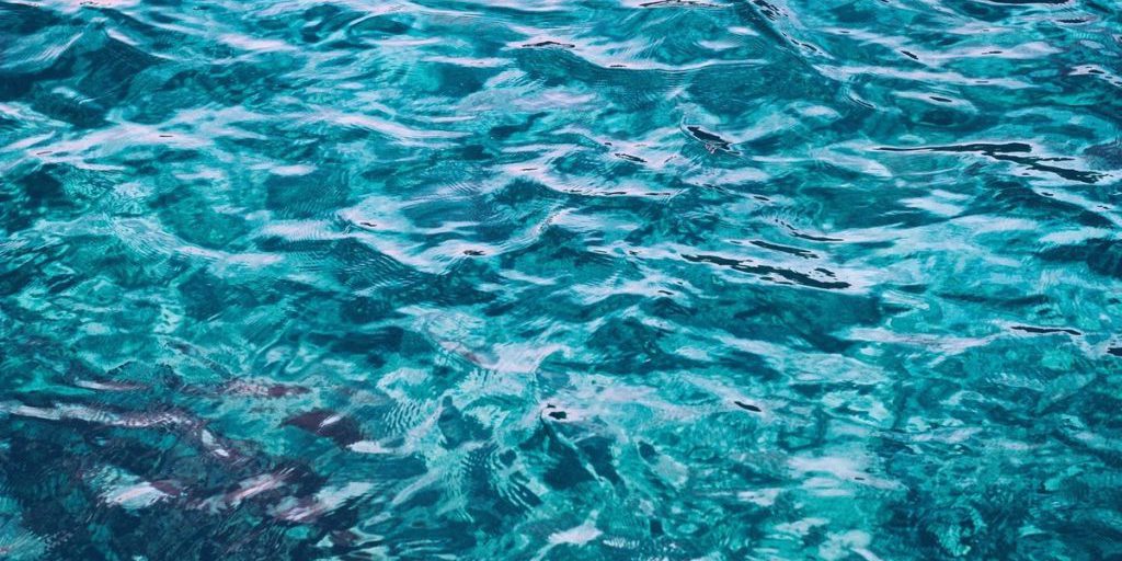 Investimenti per il Rifornimento Idrico nel Distretto di Zapolyarny: 1,6 Milioni di Rubli per Migliorare la Qualità della Vita delle Comunità Rurali