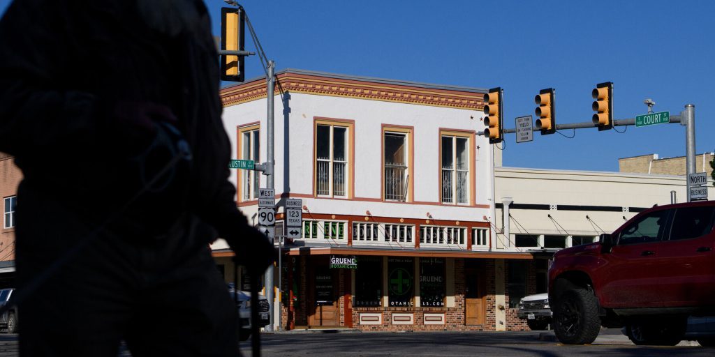 Il GOP del Texas mira a cinque seggi della Camera, ma l'esito resta incerto