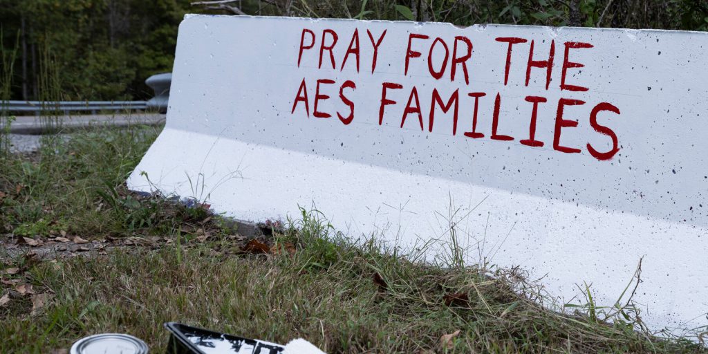 La Comunità di Bucksnort nel Tennessee: Un Esempio di Solidarietà e Cooperazione che Migliora la Qualità della Vita dei suoi Abitanti