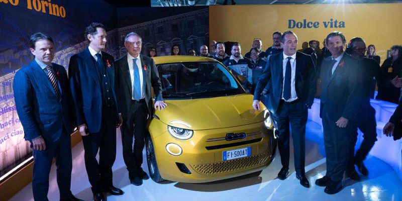 La 500 ibrida torna a Torino: istituzioni e sindacati chiedono più modelli e investimenti UE