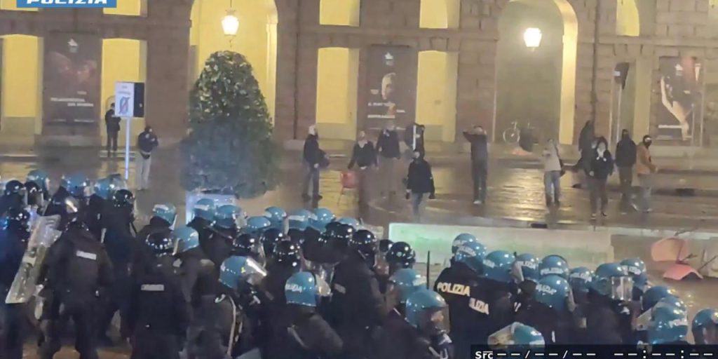 Otto arresti a Torino dopo scontri del 3 ottobre: cinque minorenni coinvolti