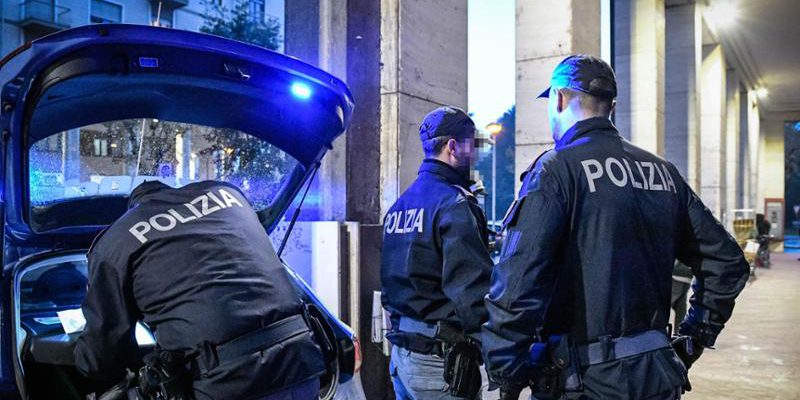 Falso corriere tenta di rubare 12.000 euro dalla gioielleria Rocca di Torino