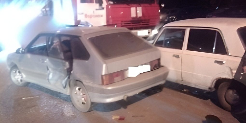 В Железнодорожном районе Воронежа произошло ДТП с пострадавшими