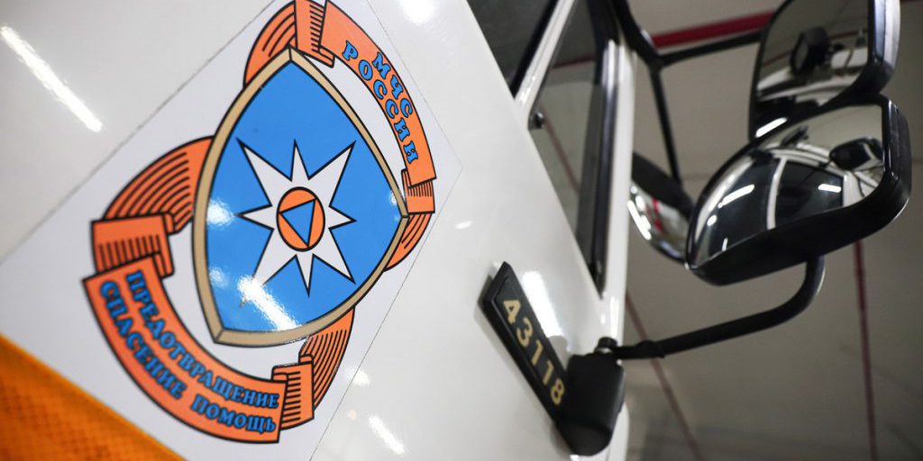 Из-за атаки ВСУ в Новороссийске загорелся дом: люди спешно эвакуируются