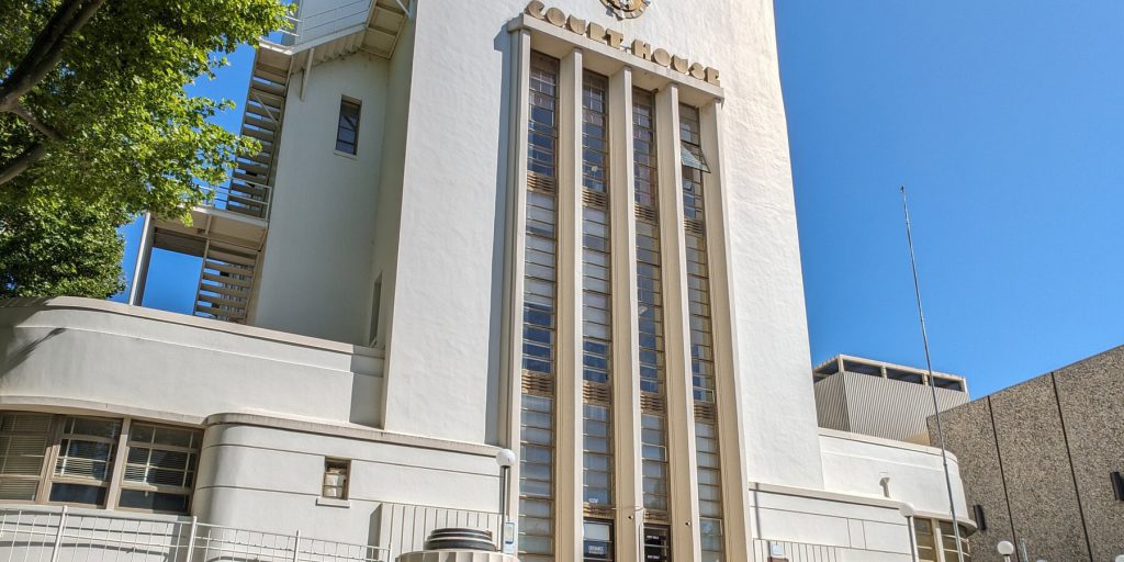 Procuratore accusato di aver usato un'intelligenza artificiale difettosa per mantenere un uomo in carcere