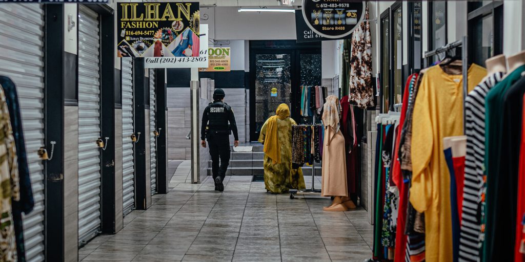 Somali del Minnesota: comunità costruita in fuga dalla guerra ora sotto sorveglianza a causa di un caso di frode