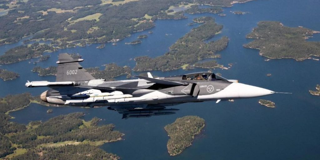 "Производство сложное": эксперт ответил, когда Украина получит самолеты Gripen