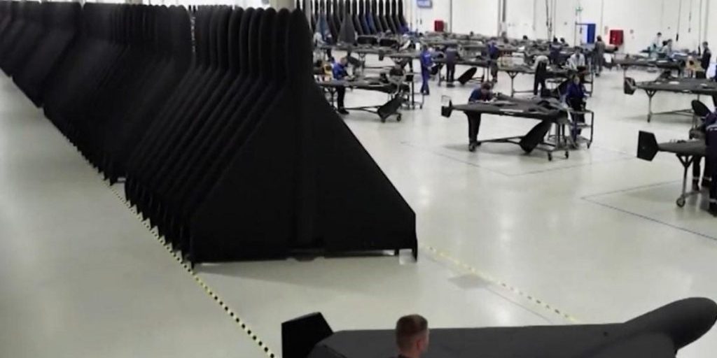 Russia punta a produrre 150‑200 droni Shahed al giorno.