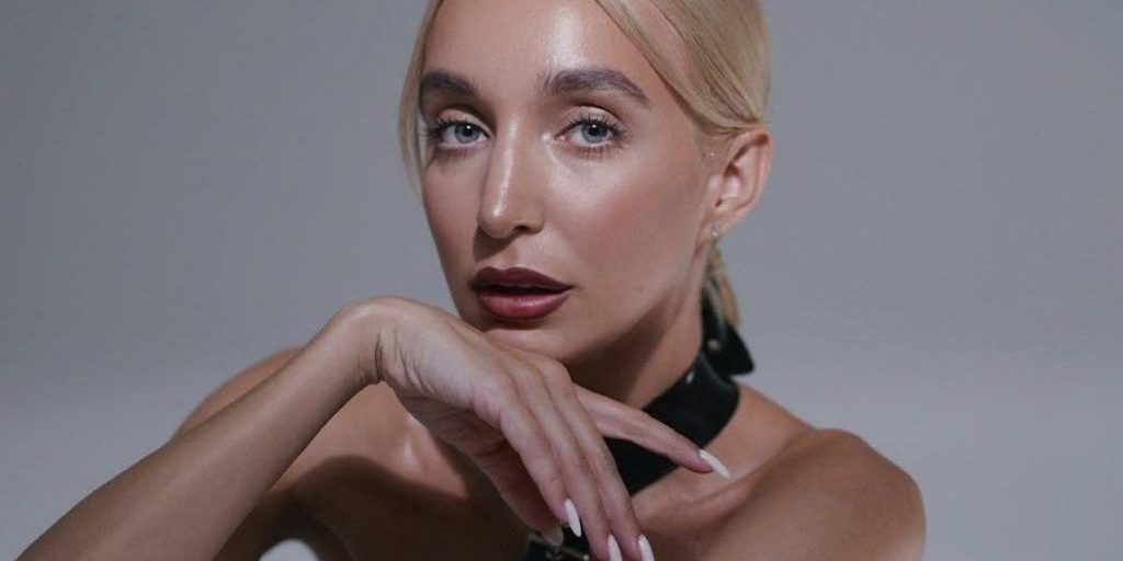 Мандзюк поехала в Польшу в одежде с Бандерой и попала под массовое осуждение