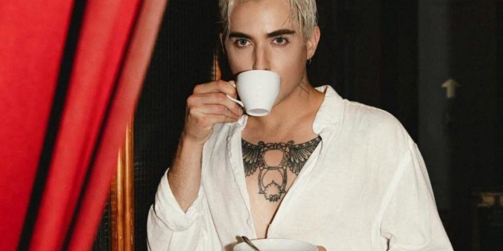 "Эта любовь - это нечто": Меловин заинтриговал заявлением о пополнении в семье