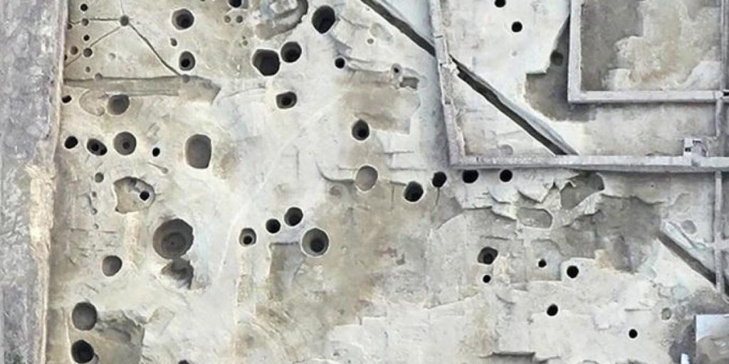 В колодце нашли изуродованные скелеты римских солдат