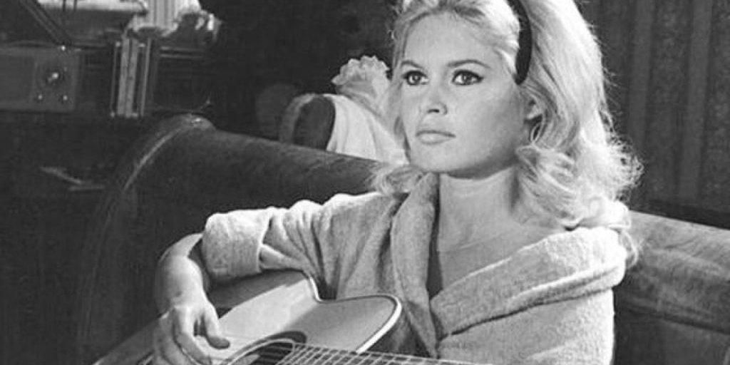 Stella del cinema francese in ospedale dopo un'operazione complessa