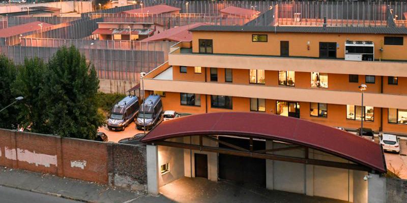 Prefetto difende il centro di trattamento: garantito accesso alle cure sanitarie di base per detenuti