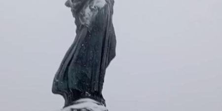 Neve a Torino: traffico rallentato nelle colline