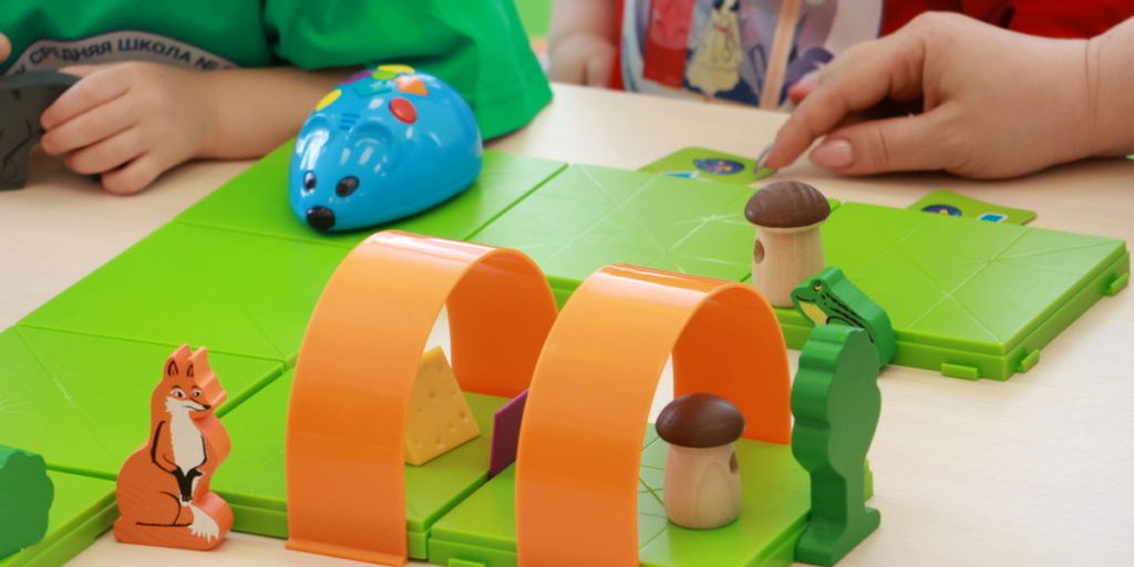 Петербургский детский сад №75 обязали соблюдать охранное обязательство завода в Колпино