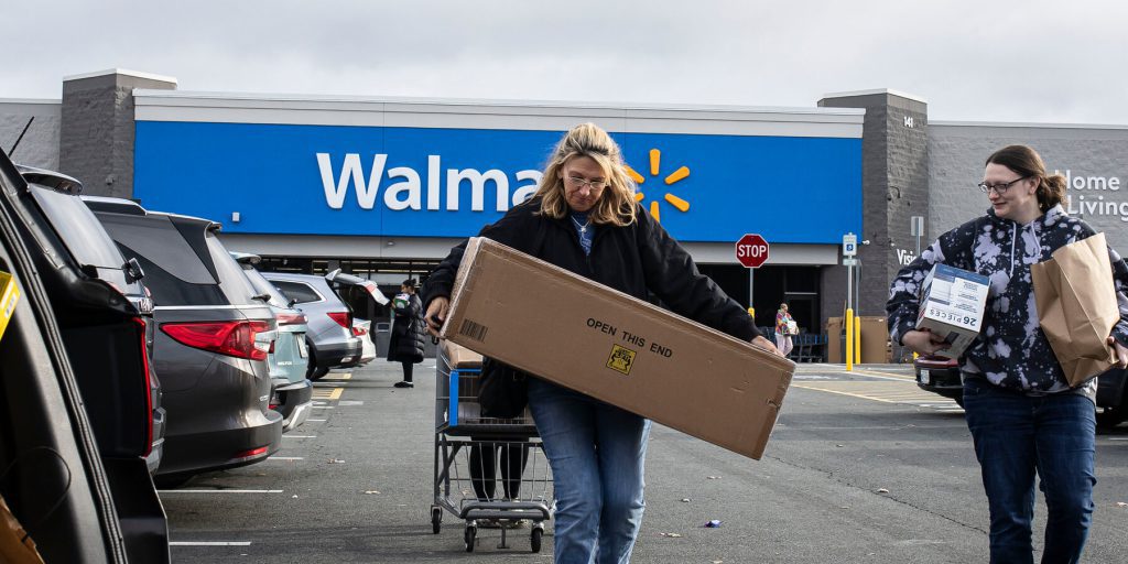 Le imprese traggono profitto dai tagli fiscali di Trump