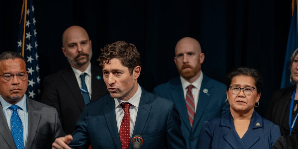 Minnesota e Illinois denunciano le operazioni di ICE in tribunale