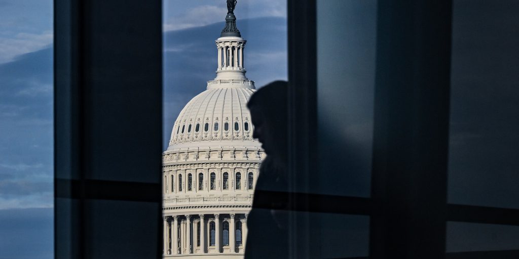 Ritorno al lavoro: il Dipartimento della Salute e dei Servizi Umani si prepara alla ripresa delle attività