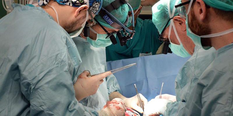 Salvato un paziente in shock cardiogeno grazie a pompa circolatoria e circolazione extracorporea