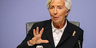 La BCE si prepara per affrontare le sfide economiche future con una politica monetaria stabile e prevedibile