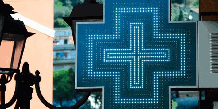 Rapina in farmacia di Grosso Canavese: aggressore armato di cacciavite entra poco prima della chiusura