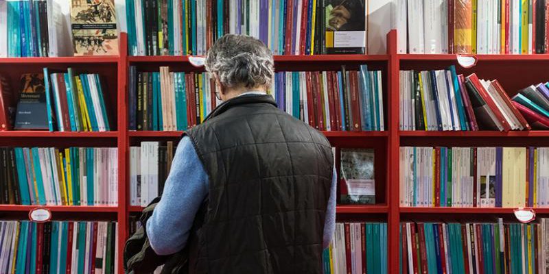 Lettere del Specchio dei Tempi: uomini che portano le donne, call center, premi per autista GTT e librerie indipendenti