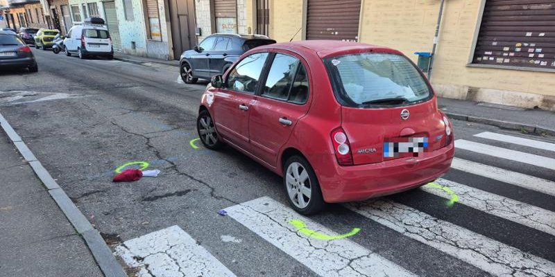 Pensionato di 73 anni di Venaria ucciso da un'auto mentre attraversava la strada