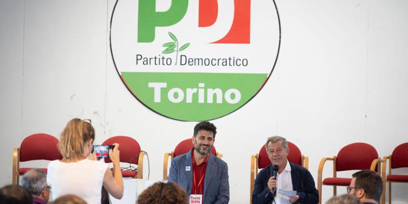 Consigliere Busconi attaccato da commenti omofobi: il Pd si schiera a suo favore