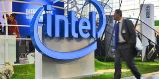 Intel di nuovo in pista. La trimestrale batte le attese e torna in utile