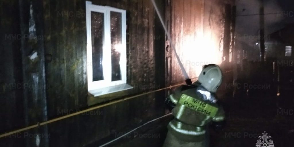 В Красноуфимске горел частный жилой дом