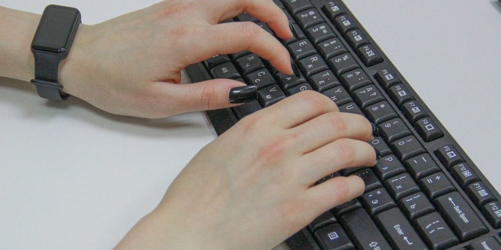 Acquisto di Notebook per il Rospotrebnadzor di Tula: un Investimento per la Produttività e la Trasparenza