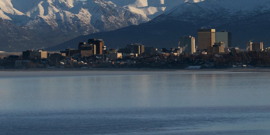 Voto via Internet a Anchorage: una Sperimentazione Innovativa per le Elezioni Locali