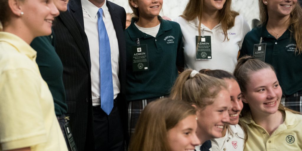 Il ruolo di allenatore di Kavanaugh: come l’esperienza sportiva può influenzare le sue decisioni giudiziarie