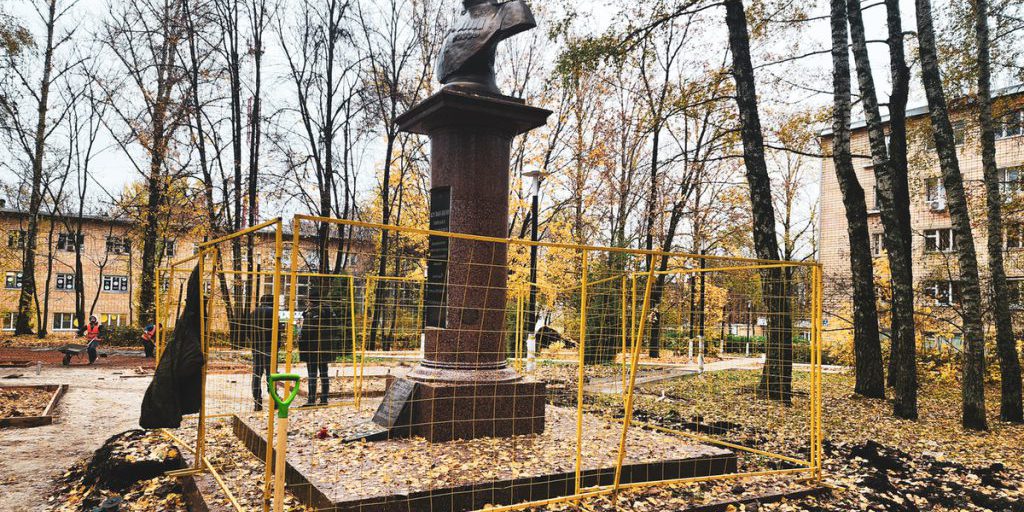 Благоустройство сквера имени Кузнецова в Пущино близится к завершению