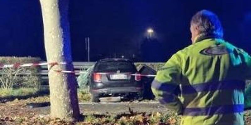 Furgone si allontana dopo aver tamponato auto di Lucia: apertura fascicolo per omicidio stradale