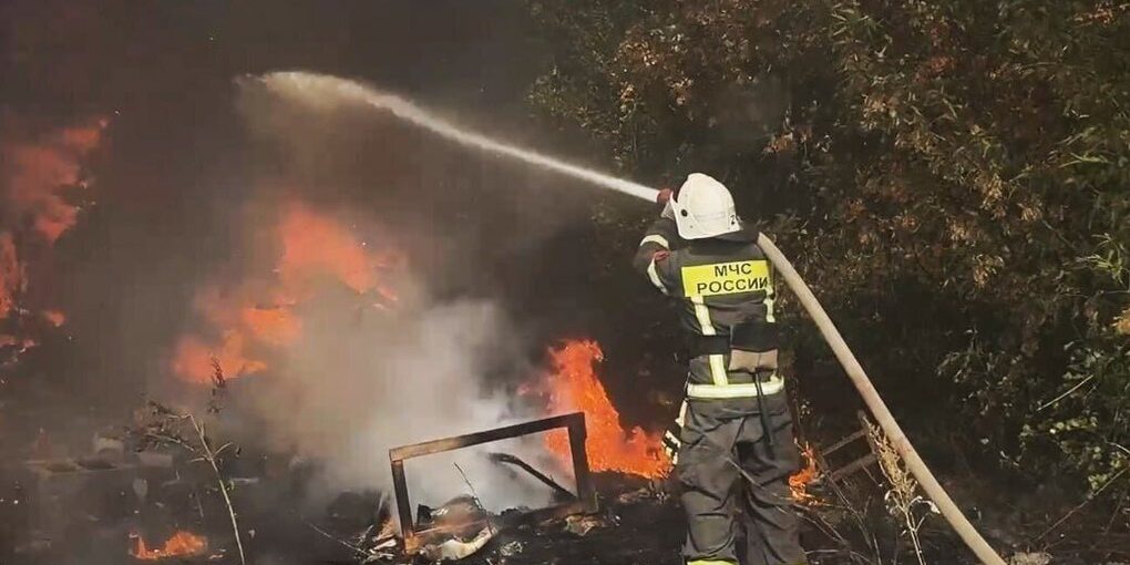 Прокуратура заинтересовалась пожаром в центре Луганска