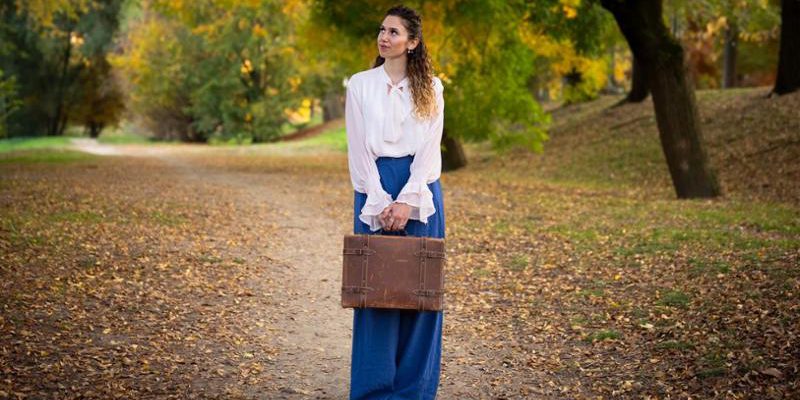 La Nuova Voce della Letteratura Italiana: Psicologa Cruda e il suo Romazo "Torno subito (forse)"