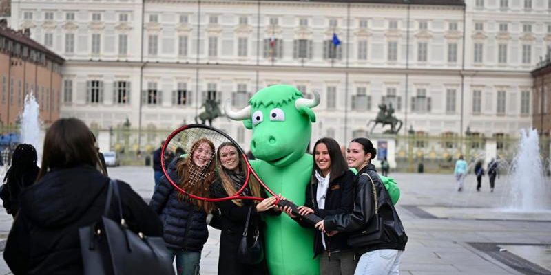 Progetto Racchette in Classe: Un'Innovativa Iniziativa per lo Sport e l'Educazione