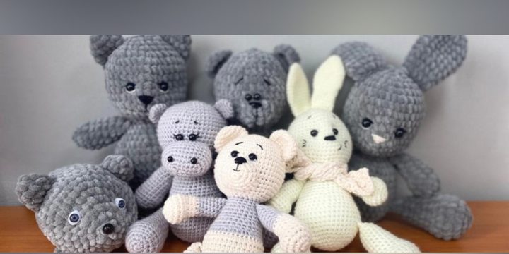 В Карелии женщина, отбывающая наказание, изготовила своими руками мягкие игрушки для детей с ограниченными возможностями