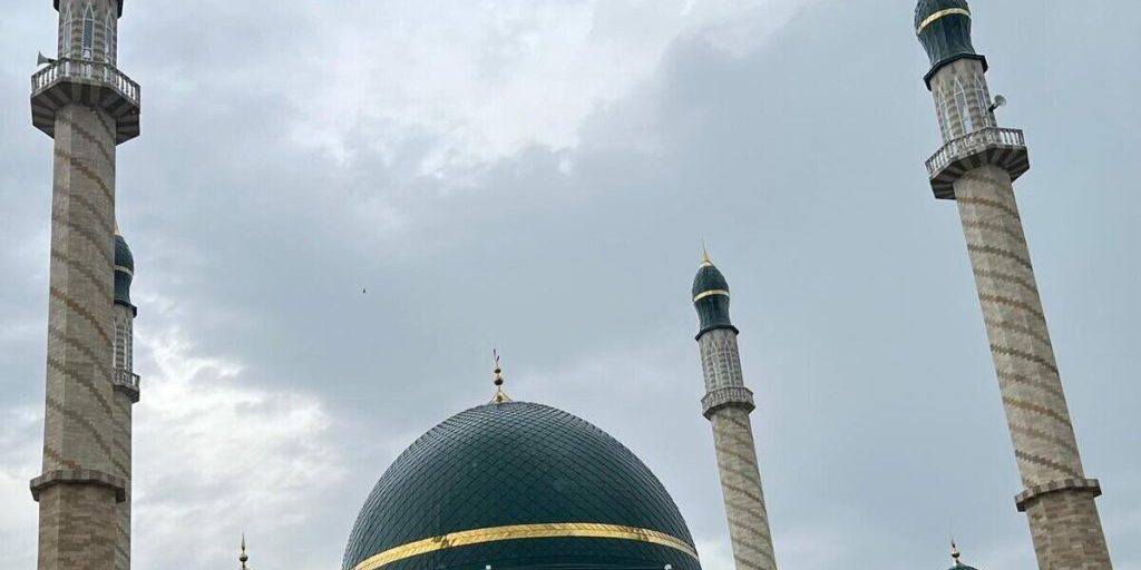 Чечню посетил богослов из Буркина-Фасо