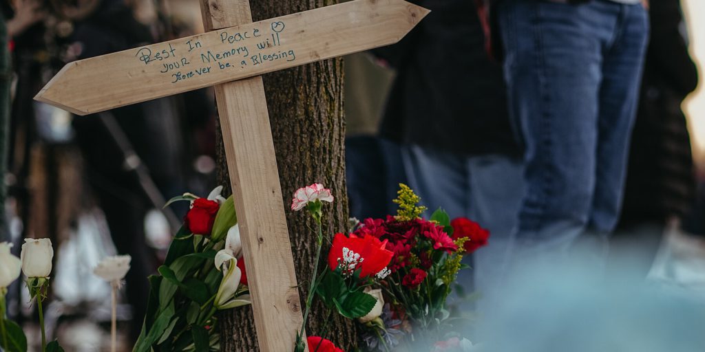 Possibilità di procedere con un processo penale contro l'agente ICE che ha sparato a Renee Good