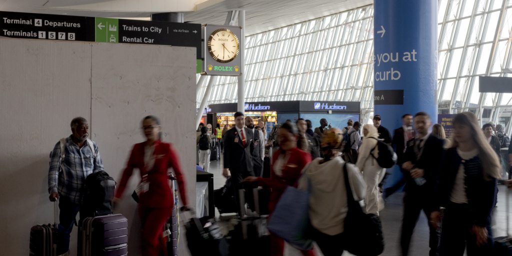 Amministrazione Trump sospende la procedura di visto per immigrati di 75 paesi