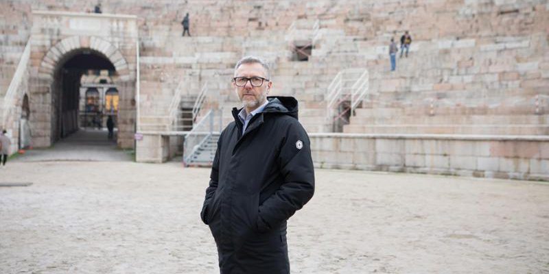 Cerimonia di chiusura Milano‑Cortina: lirica, danza e tecnologia