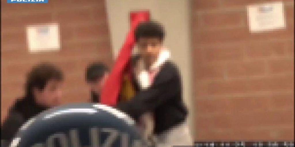 Sei minorenni posti ai domiciliari per scontri davanti al liceo Einstein e altre manifestazioni a Torino